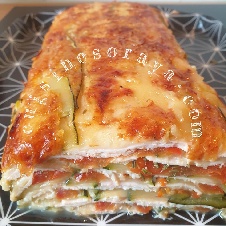 Courgettes en lasagnes à la tomate mozzarella et au poulet