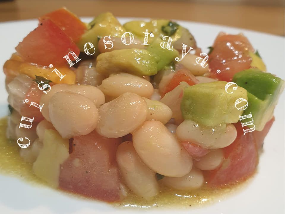 Salade d'haricots blancs et d'avocats