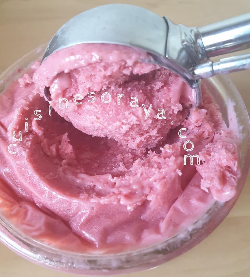 Sorbet à la fraise sans sorbetière et avec 3 ingrédients!