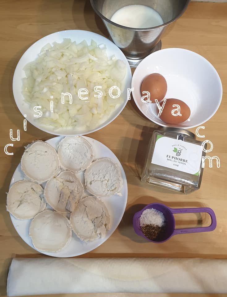 Quiche aux oignons, chèvre et miel