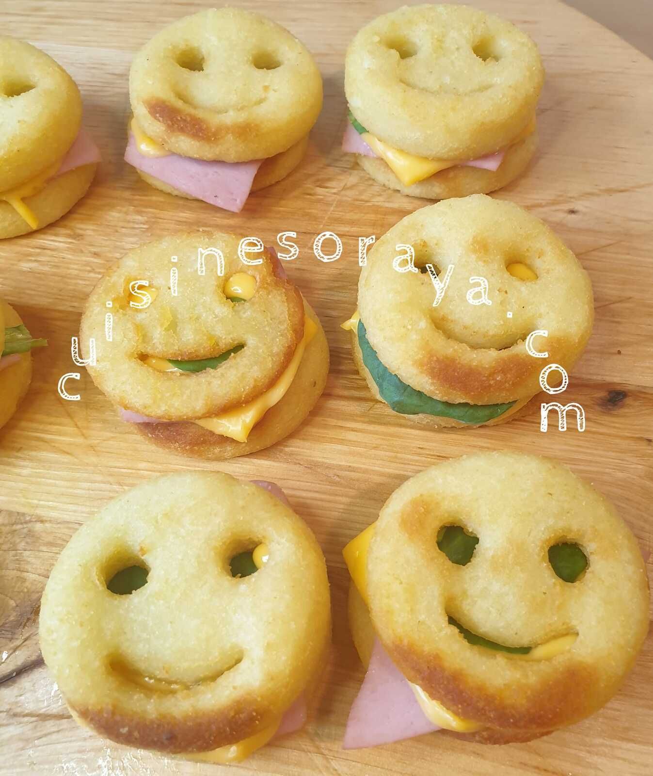 Smiley burger