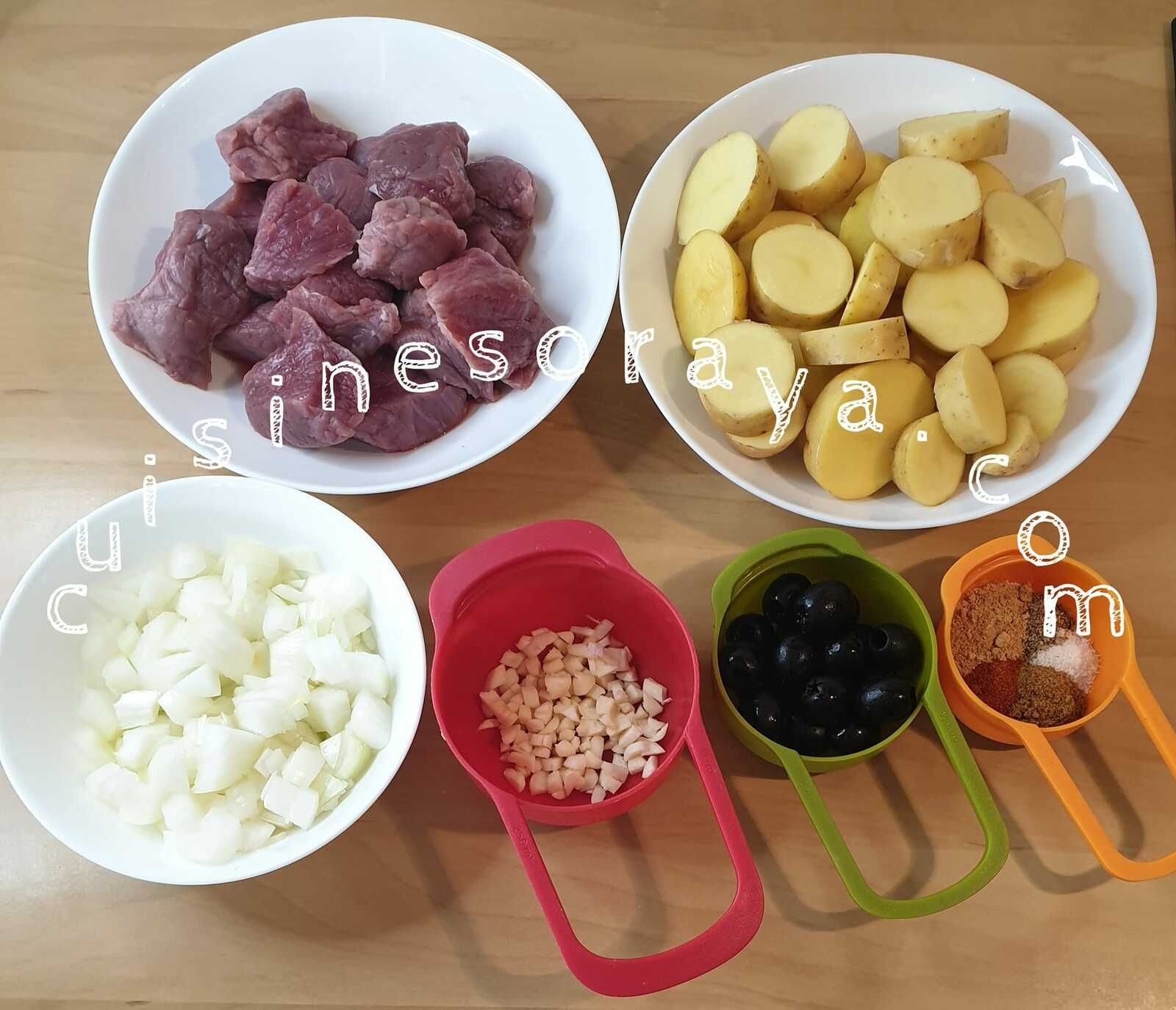 Tajine de boeuf, pomme de terre au four