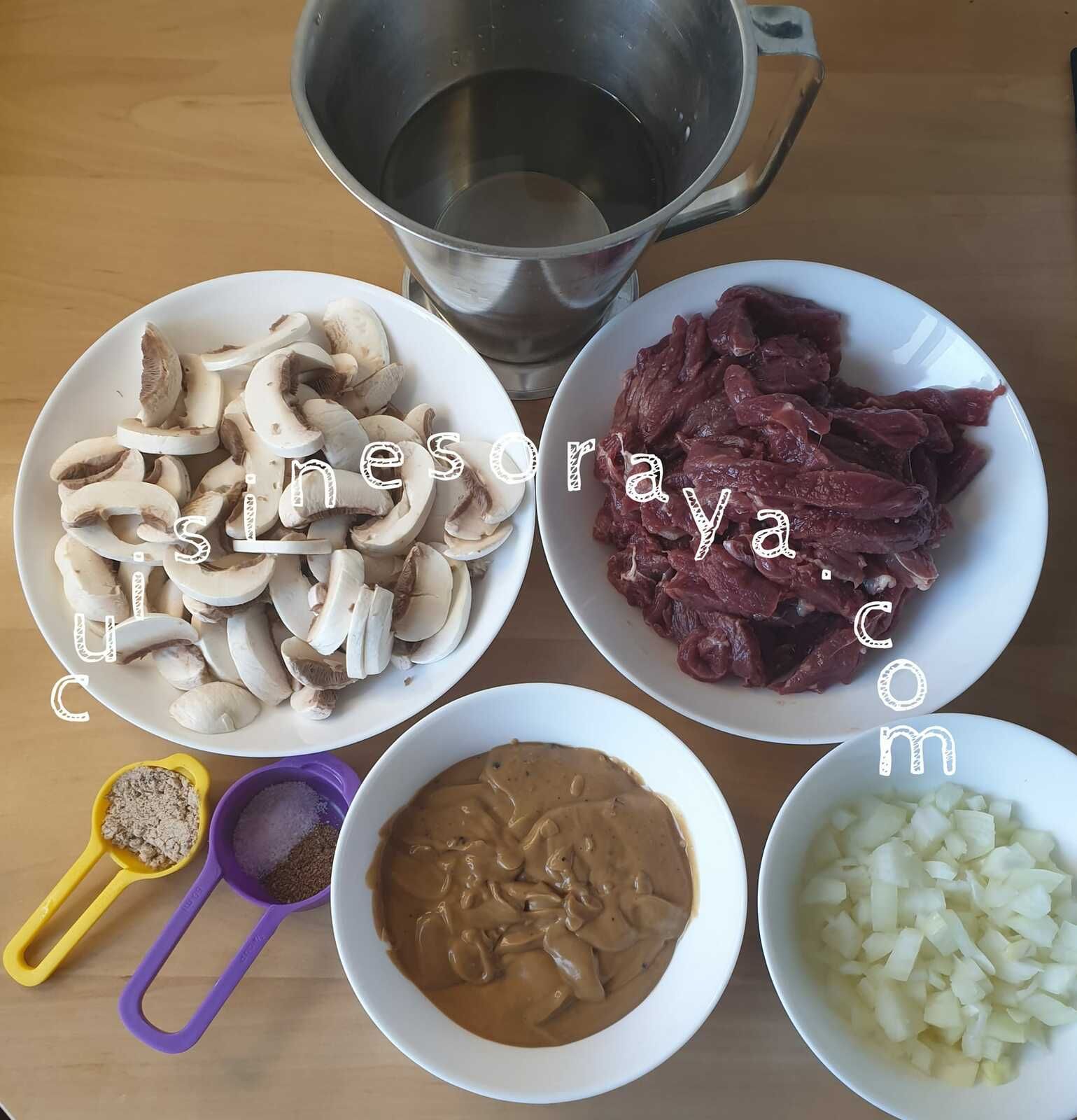 Emincé de veau sauce au poivre