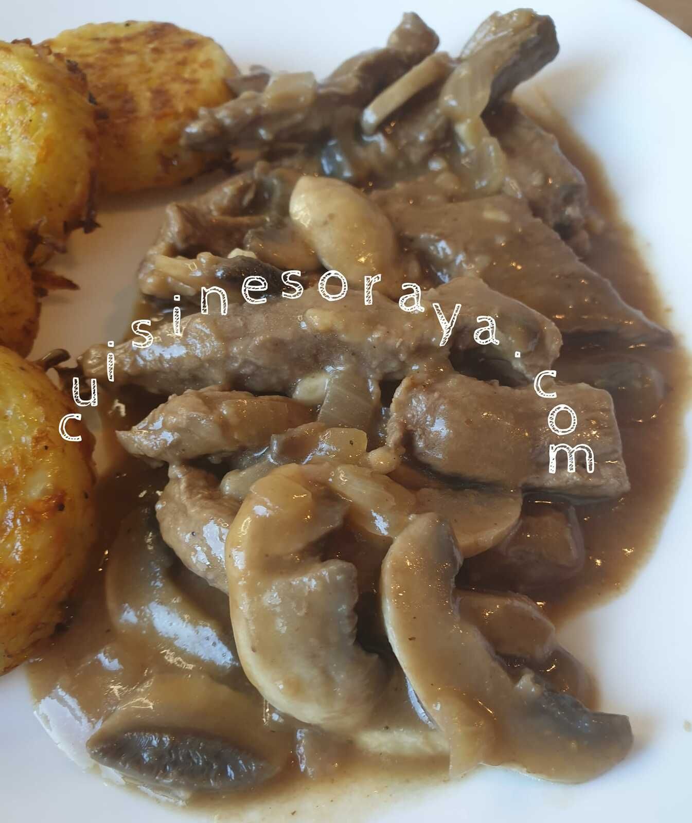 Emincé de veau sauce au poivre