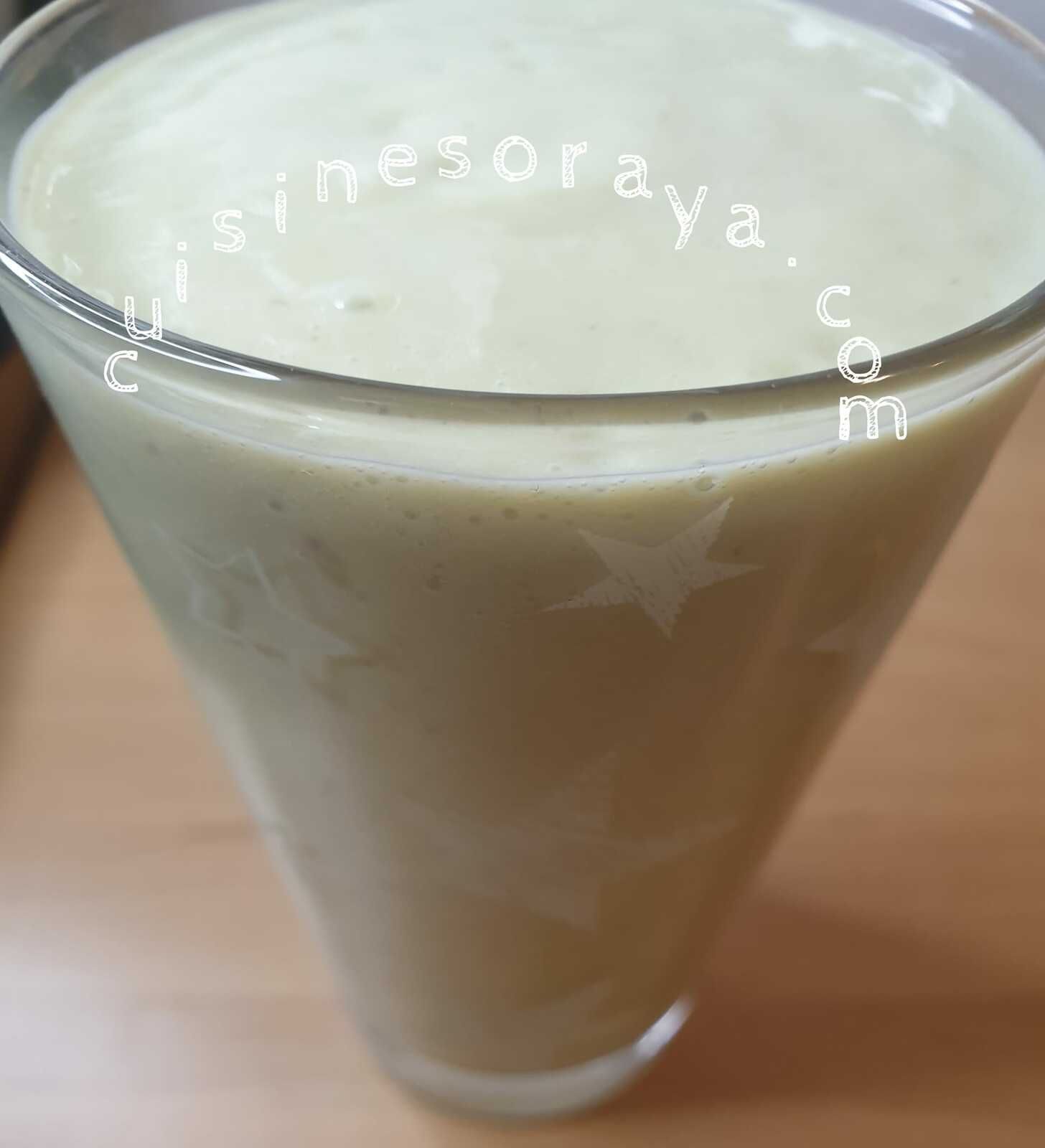 Smoothies avocat et dattes