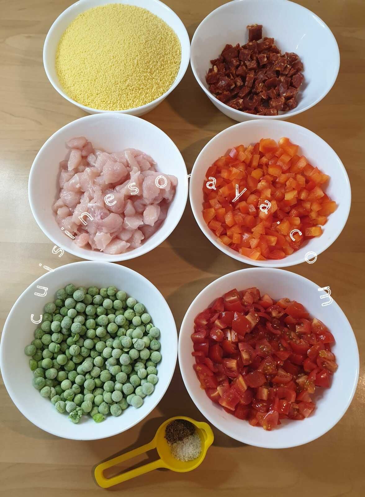 Chorizo de boeuf halal en vente dans les boucherie ou en grandes surfaces.