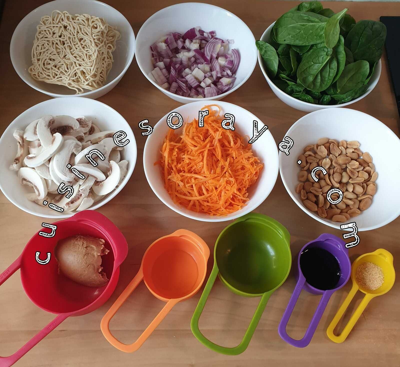 Salade de nouilles aux légumes