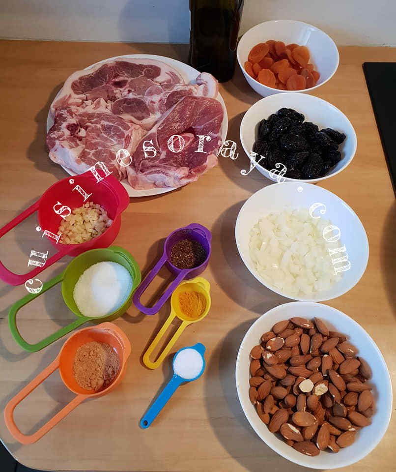 Tajine viande aux pruneaux, abricots et amandes