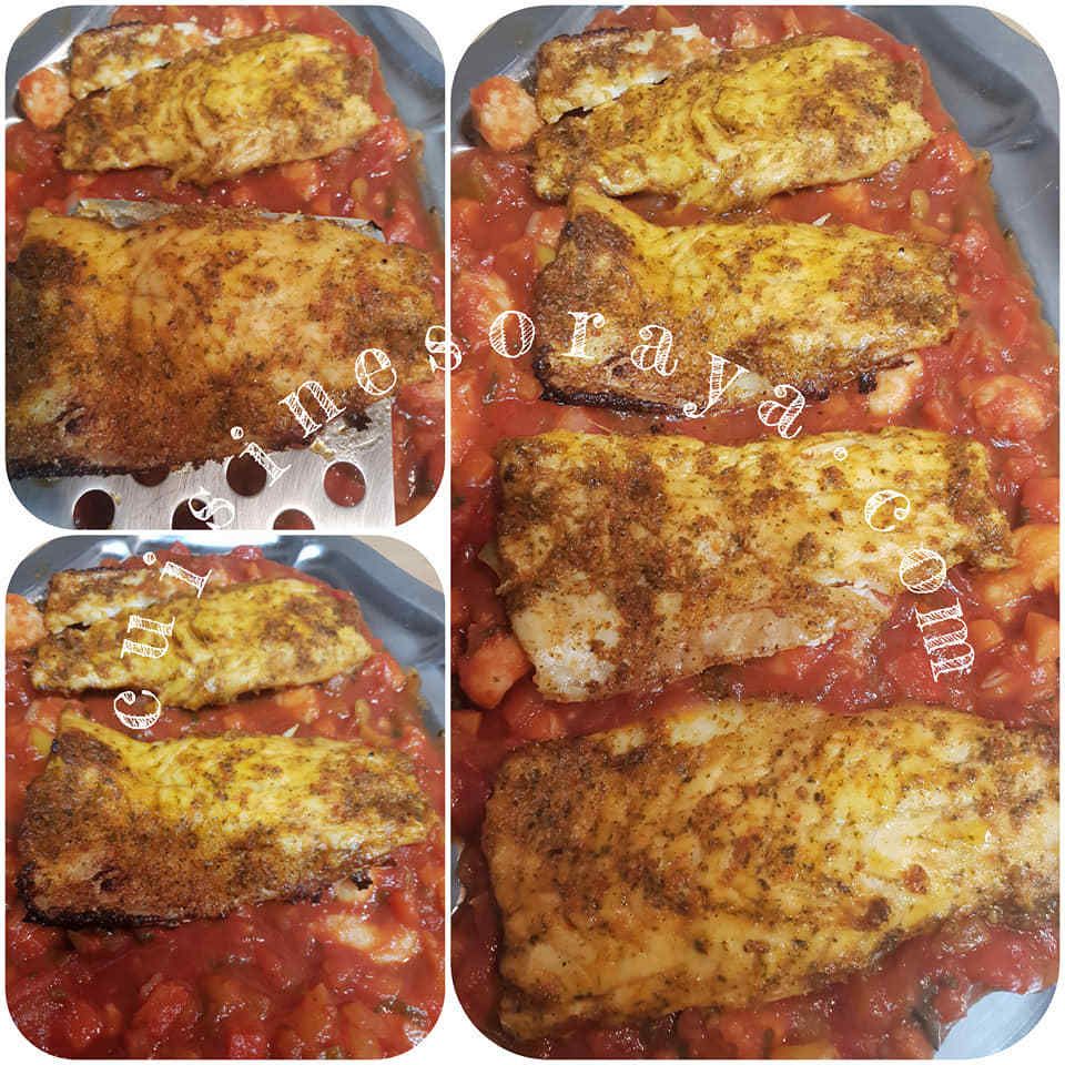 Bar au four à la sauce aux crevettes et au poivron grillé