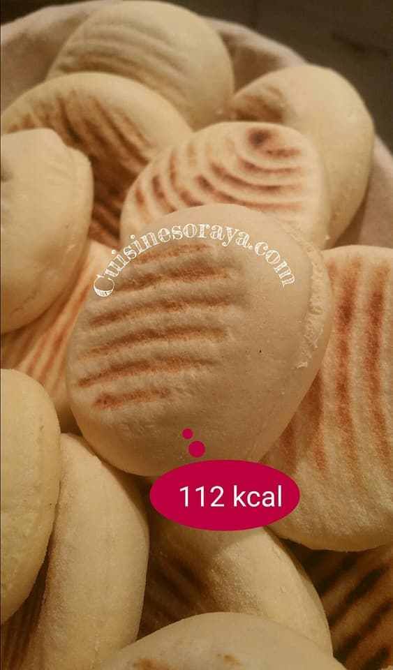 112 Kcal pour 40g (un mini batbout )