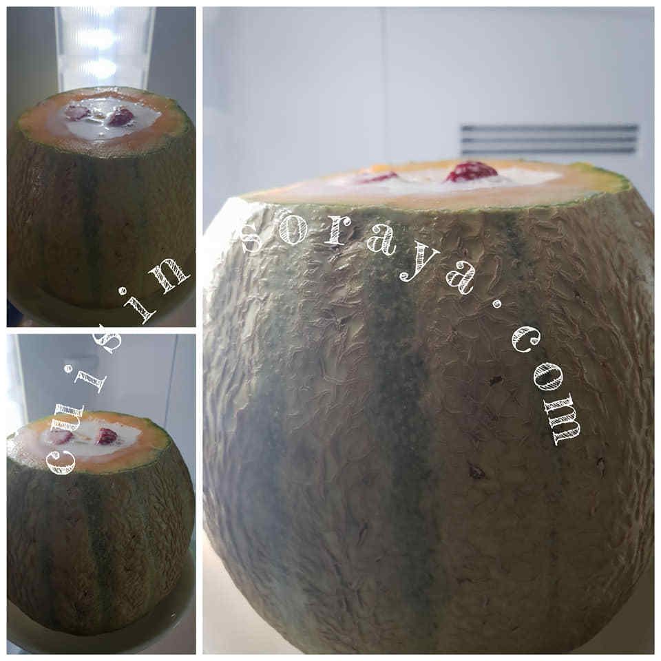 Méli mélo de fruits aux lait dans un melon