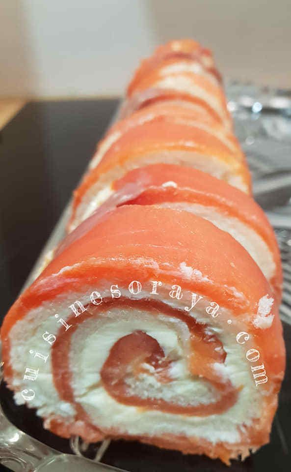 Rouleaux de saumon ou au poulet.