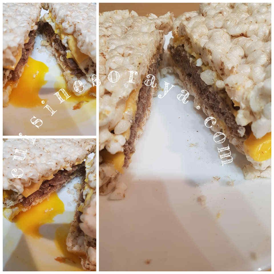 Burger en galette de riz de saumon ou de viande