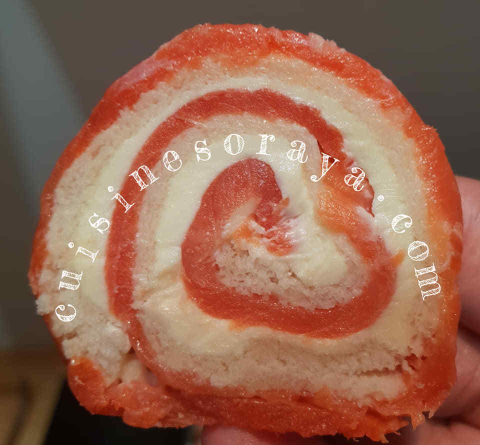 Rouleaux de saumon ou au poulet.