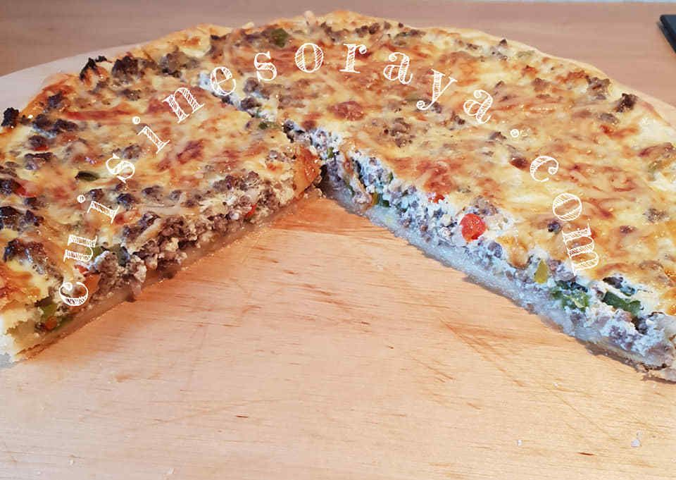 Quiche à la viande et aux trois poivrons