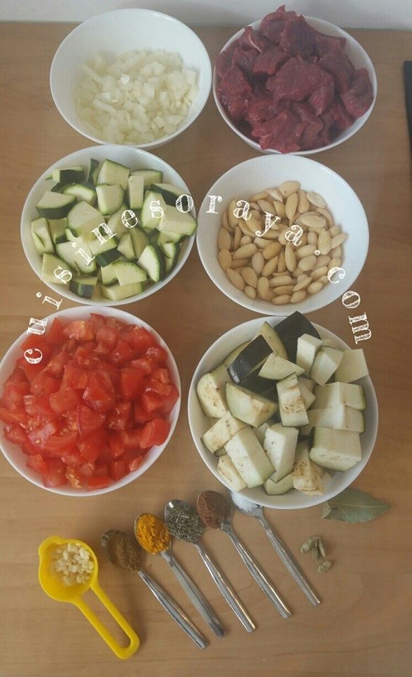 Mijoté boeuf, courgettes, aubergines et aux amandes