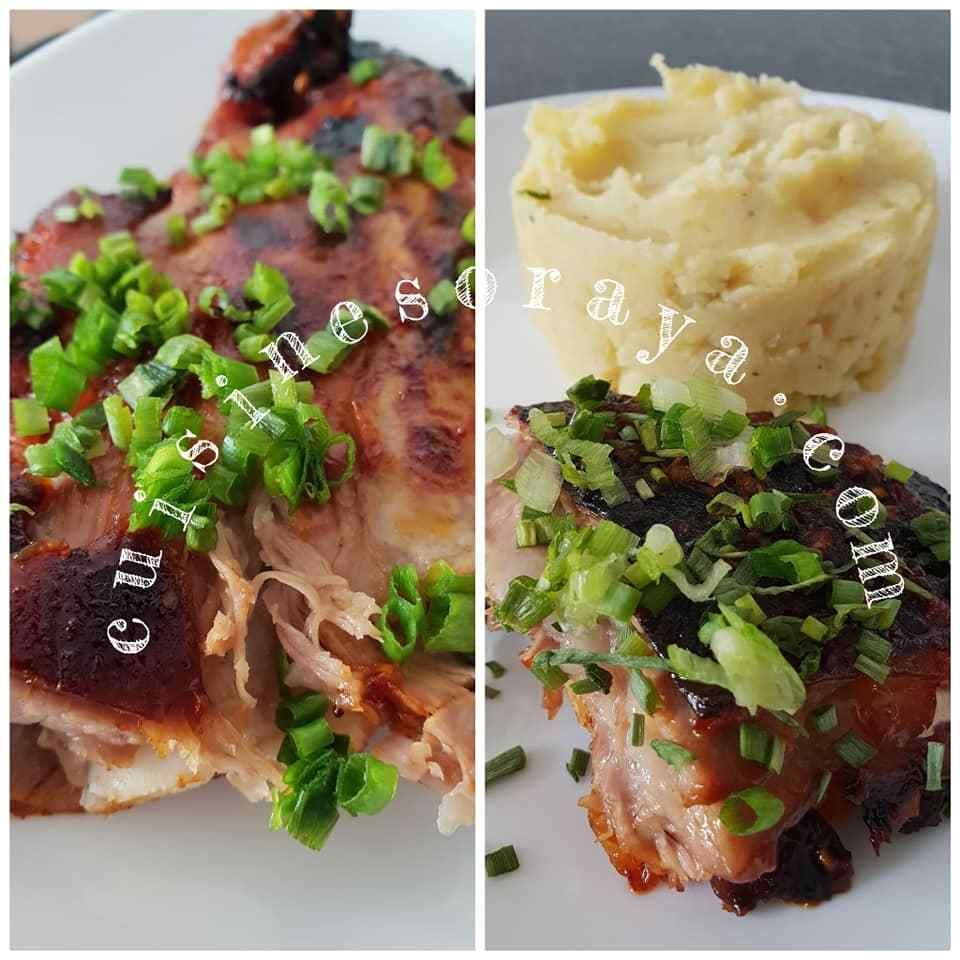 Poitrine d'agneau grillé fondante sauce aigre douce piquante
