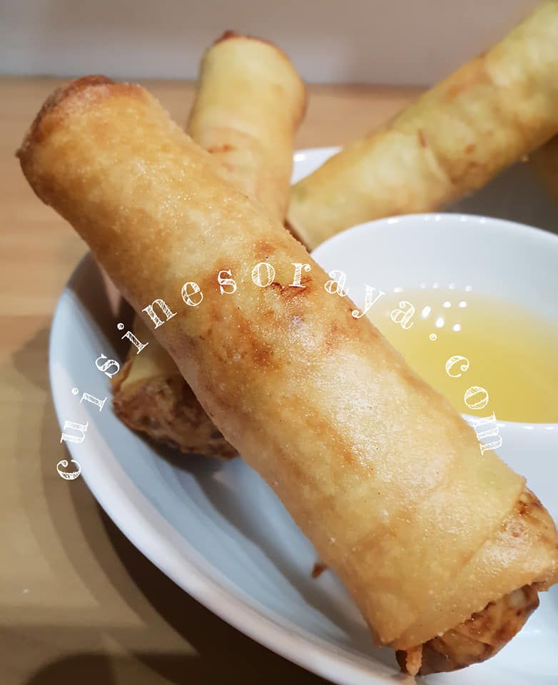 Lumpia poulet et aux légumes